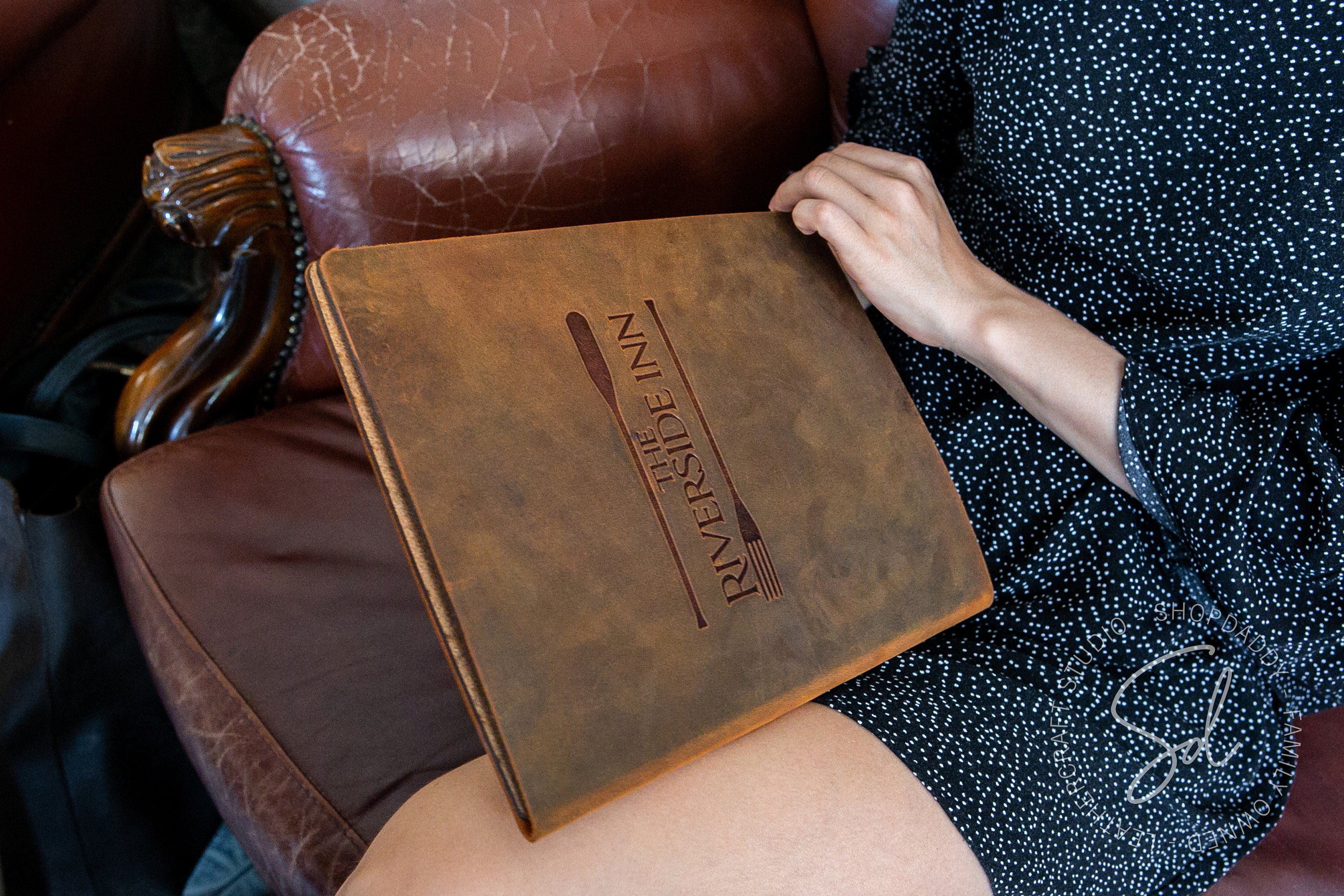 Custom Personalized Leather Menu Holder Restaurant Menu Etsy UK