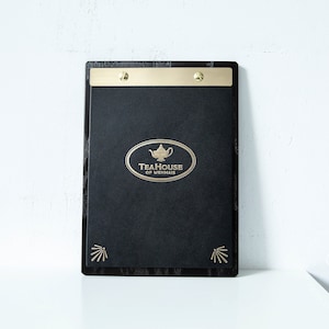 Skórzany drewniany uchwyt na menu, okładki na menu restauracyjne, tablica menu do kawiarni i baru, teczka na menu stołowe, rękawy na menu, księga gości weselnych, drewniane podkładki pod notatki
