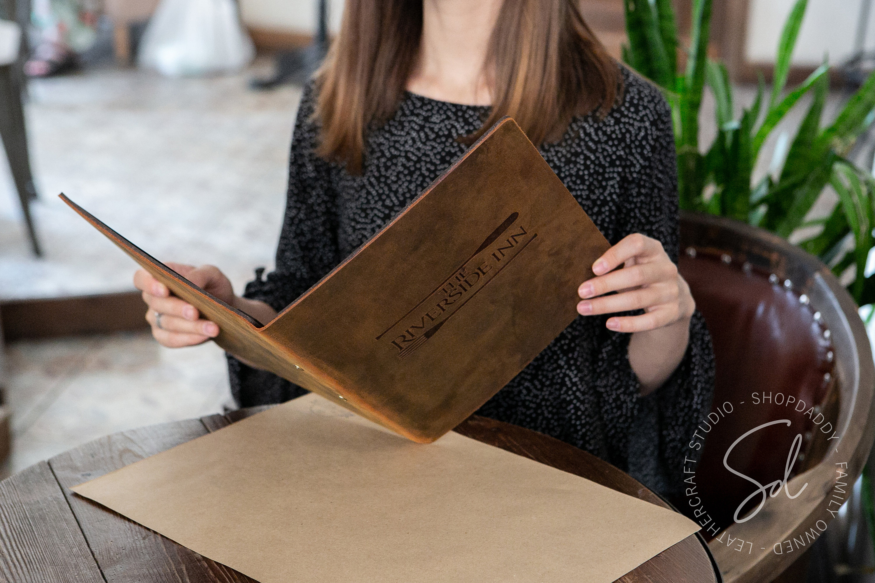 Custom Personalized Leather Menu Holder Restaurant Menu Etsy UK