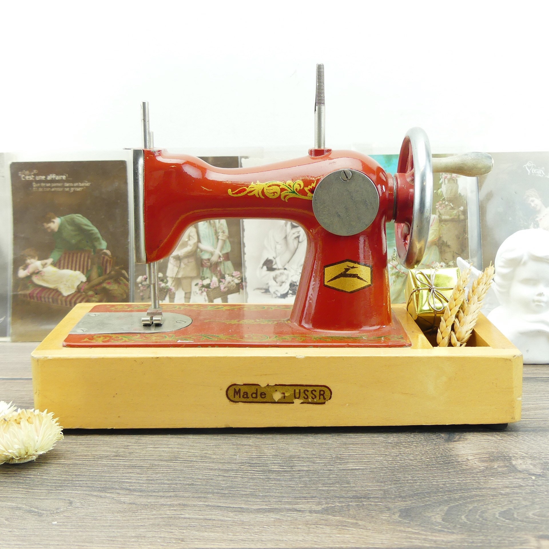 Sewing machine vintage toy vintage antique original mechanical