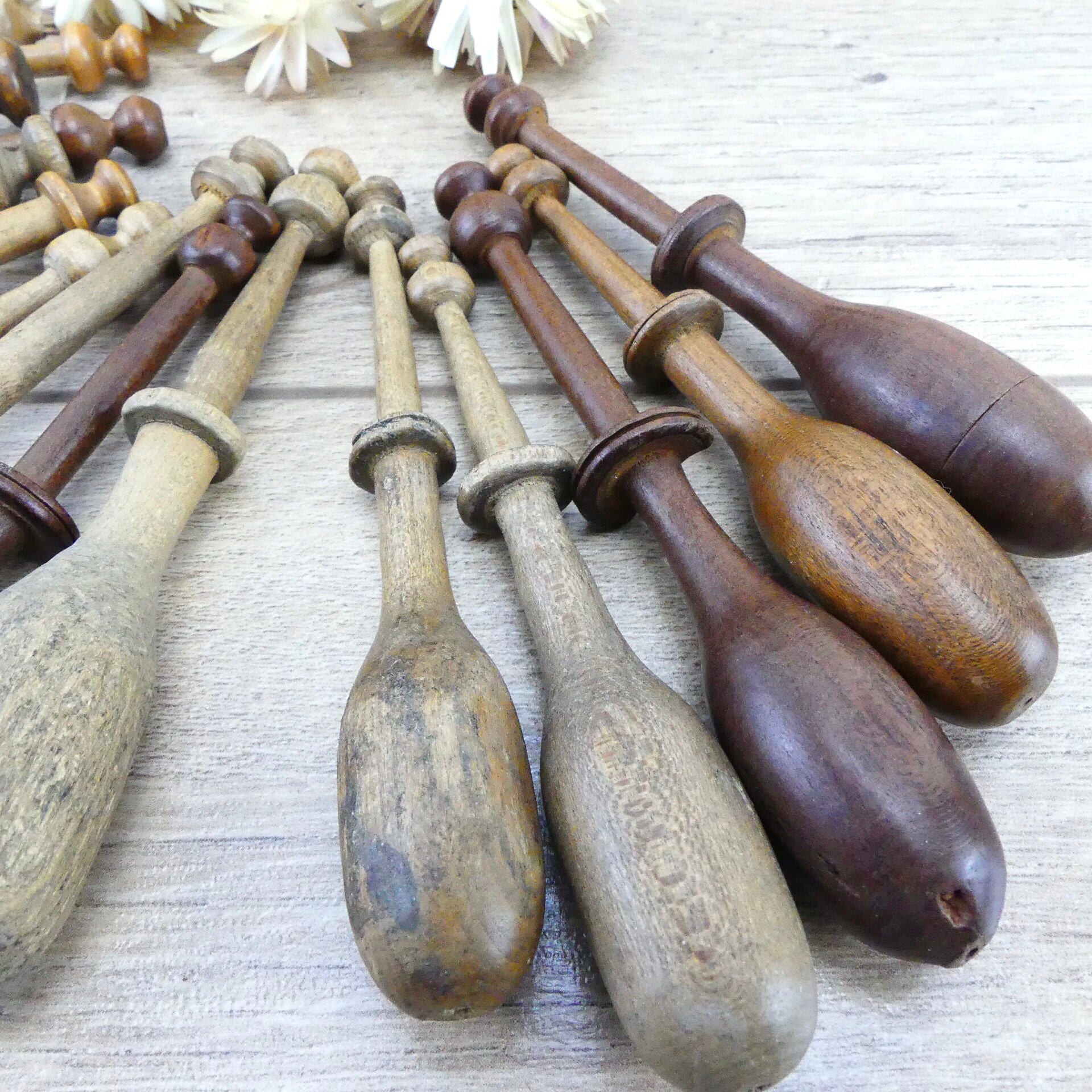 Bobbin of cotton spindle loom cotton reels reels loom spindle wooden hand loom