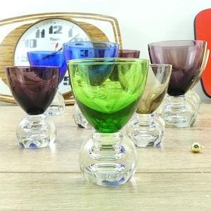 14 Vintage colored glasses 1970, stemmed liqueur glasses, round stemmed glasses, old glasses, small glasses 1970, chupito design glasses