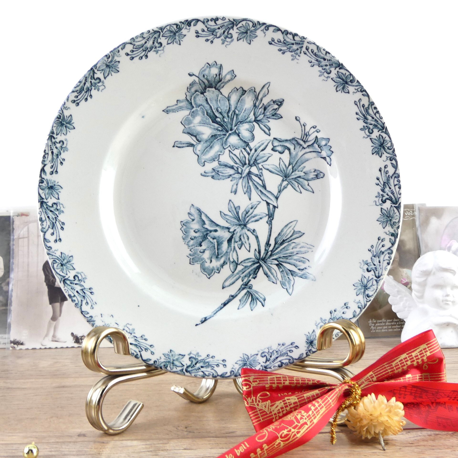 Plate Saint Amand Flore blue flowers vintage French plate shabby