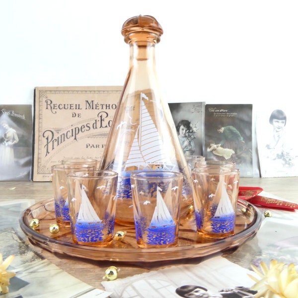 Service à liqueur vintage, verre décor de bateau, service verres vintages roses, décor marin