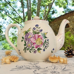Large Maastricht ceramic teapot, teapot with flower decoration, old teapot