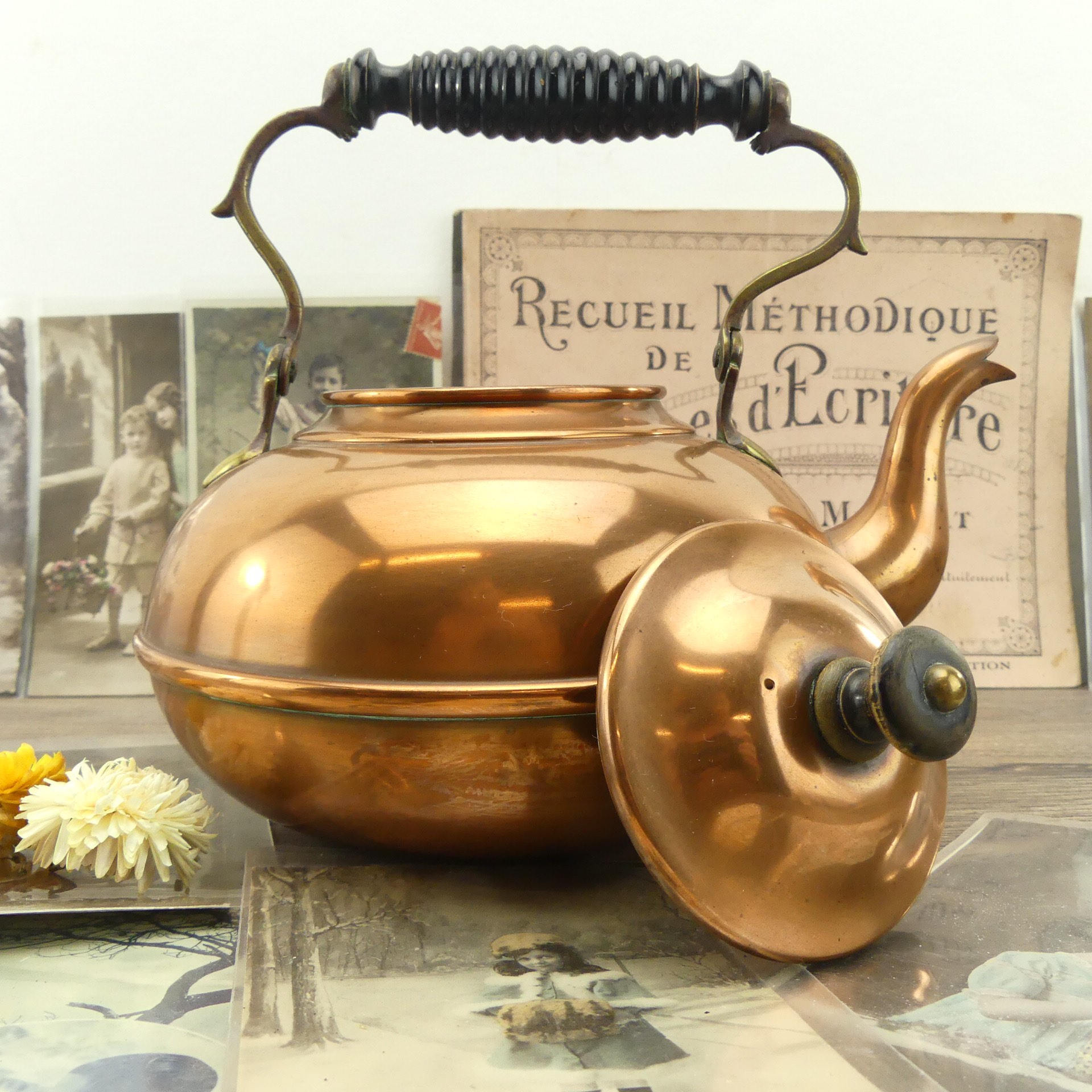 Kettle Old kettle Copper Copper kettle French Luxurious