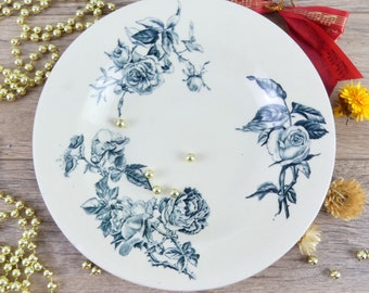 French soup plate decorated with blue roses 19th century, rose soup plate, shabby chic salad plate