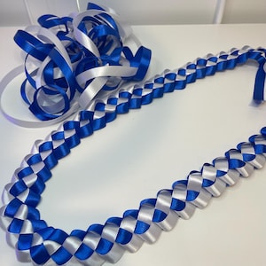 Ruban de remise de diplôme personnalisé Lei - Lei en satin personnalisé aux couleurs de l'école, cadeau de remise des diplômes fait main, collier souvenir, collier pour toujours