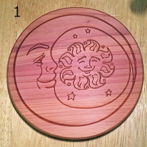 5&quot; Slotted Cedar Basket Base, 1/2” Thick, Sun and Moon Beautiful