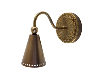 Cast Brass Cone Spotlight Wall Sconce – Vintage Inspired Lighting