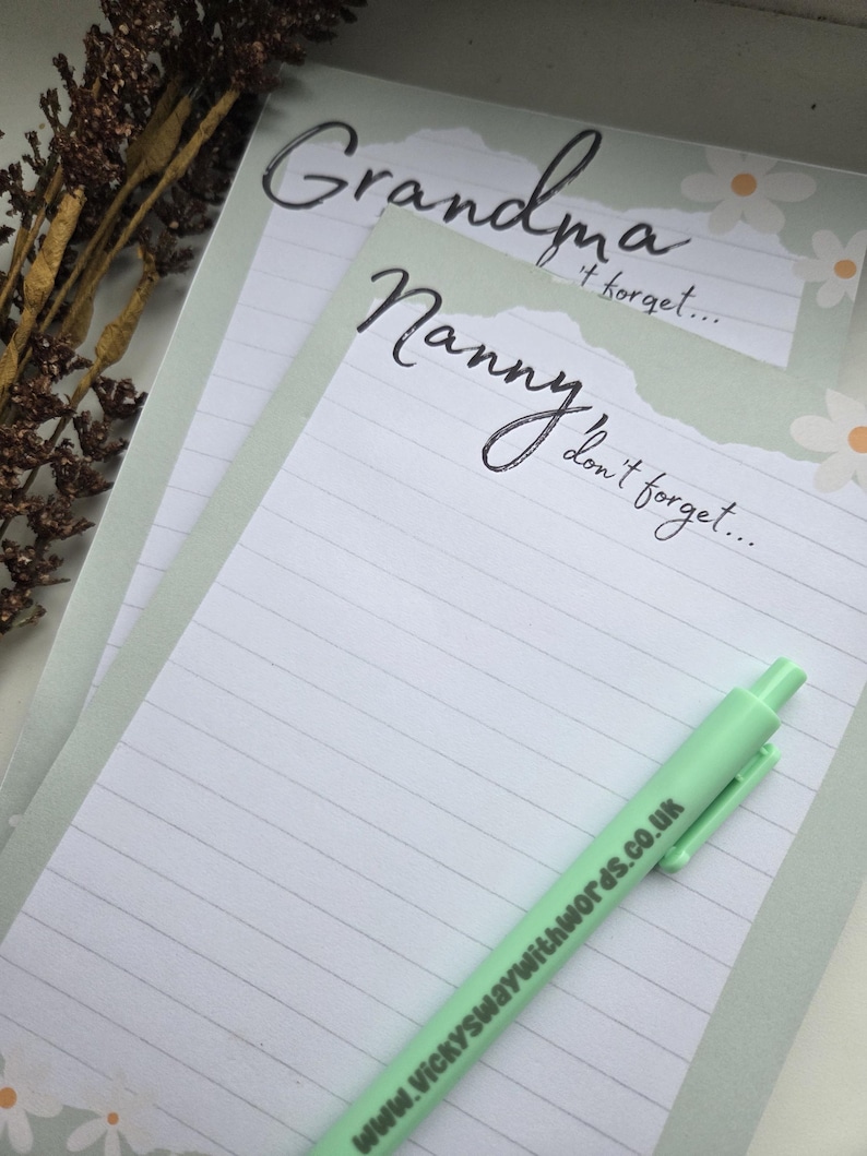 Pretty flower don't forget relative, mummy, nanna, nana, grandma, auntie, mum, gran, easy tear handmade notepad, A6, A5 image 5
