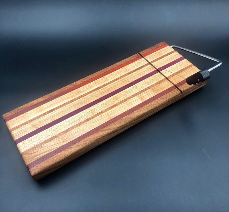 Cheeseboard made from Mesquite Padauk and Purpleheart wood! Maple