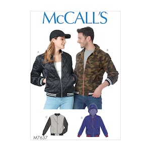Op de afbeelding: Een naaipatroon voor een ritsjack met een gewatteerd ontwerp. Het patroon omvat vier verschillende stijlen: een zwart gewatteerd jack, een camouflagejack, een grijs en zwart bomberjack en een blauw jack met capuchon. Het patroonnummer is M7637.