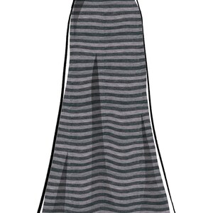 McCalls pattern M8055 skirt narrow or lively image 3