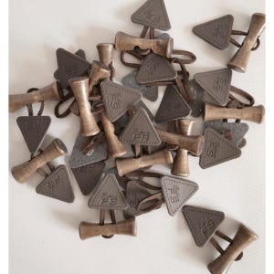 1 set of toggle fasteners, toggle buttons, wooden buttons with imitation leather, for children's clothing, brown/brown