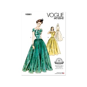 Può includere: Un cartamodello vintage per un abito con gonna ampia. Il cartamodello è di Vogue Patterns ed è una riedizione di un design del 1941. Il cartamodello mostra tre diverse viste dell'abito, una in verde, una in giallo e una in bianco.