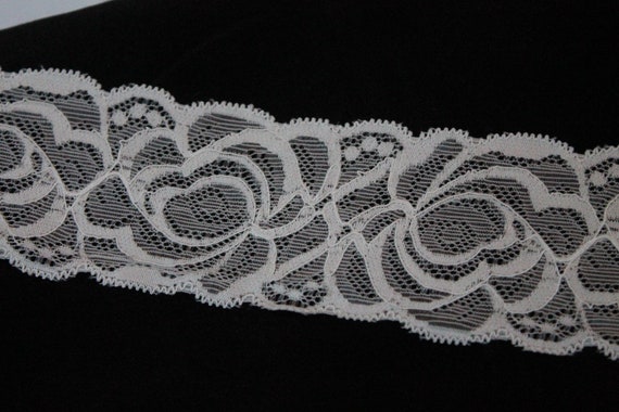 1 m elastic lace border - Stephanoise-Mediac - 55 mm wide - ecru