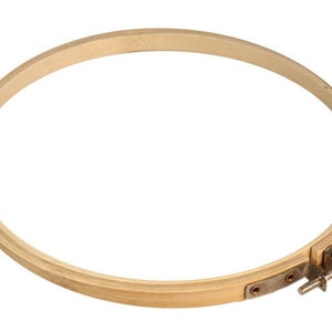 Embroidery frame - round - bamboo - light - Ø 19.5 cm