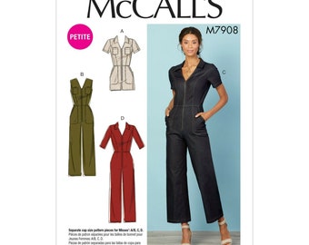 McCall's sewing pattern M7908 - jumpsuit - with zipper - pockets
