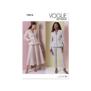 Op de afbeelding: Vogue Patterns naaipatroon voor een blazer en een rok of broek. Het patroon is verkrijgbaar in de maten A, B en C. Het patroon is ontworpen en gedrukt in de VS.