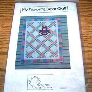2002 Three Kids Design Studio, My FAVORITE BEAR QUILT Pattern TKD043