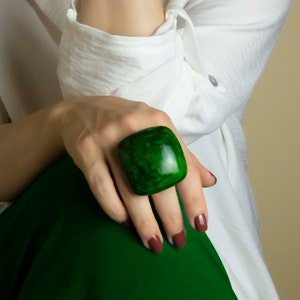 Bold green statement ring, big chunky rings for women, contemporary polymer clay jewelry, large square cocktail ring