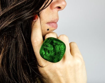 Large green statement ring, chunky square rings for women, oversized bold polymer clay jewelry, contemporary big cocktail ring