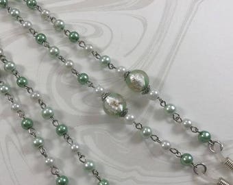 Groene parel lenzenvloeistofketting, groene lampwork, lenzenvloeistofketting, leesbrilhouder, lenzenvloeistofriem, lenzenvloeistof, brilketting, zonnebrilhouder