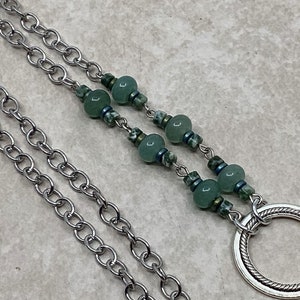 Collar de lazo para anteojos de aventurina verde y jaspe, cadena de vidrio plateada, soporte para gafas de lectura, soporte para gafas de sol
