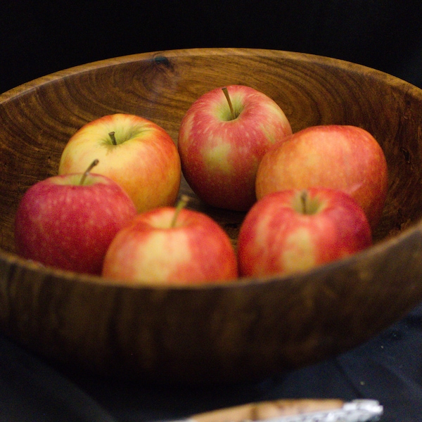 Tasmanian blackwood turned wood large fruit salad pasta bowl server