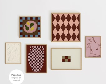 Handgezeichnetes Gemälde, burgunderrote Galeriewand, 6 Stück, Drucke von Paperhus