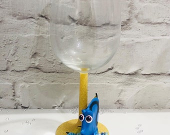 Disney Gift Finding Nemo Engraved Wine Glass Personalised With Any Name Fish