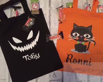 Personalised trick or treat halloween bag. Halloween goodie bag