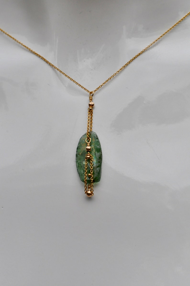 Gold Chain Pendant Roman Glass Necklace Green Image 0
