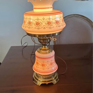 Vintage 1978 Quoizel 3 Way Floral Hurricane Lamp