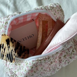 Trousse de toilette en coton "Pivoines" | Trousse de maquillage matelassée | trousse de maquillage | fleuri et à carreaux | trousse de maquillage faite main | 17x11x9cm (S)