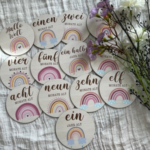 Jeu de cartes jalons en bois « Rainbow » | Jalons de bébé imprimés | avec sac en coton | Disques jalons | cadeau de première année