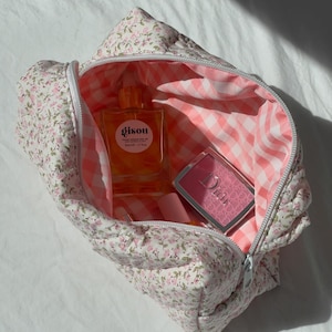 Cotton cosmetic bag "Peonies" | Quilted makeup bag | Makeup bag | Floral | Checkered | Handmade makeup bag | S & L