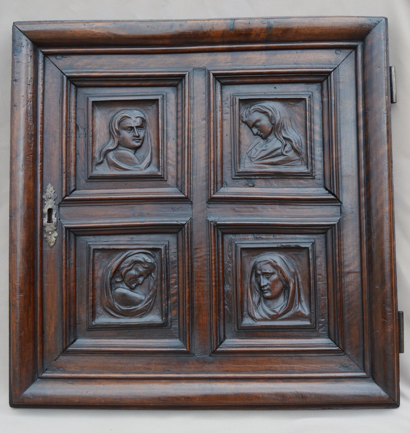 Français Antique Religieux Rare Bois Sculpté à La Main Église Sacristie Porte - Saints Portrait 17Èm