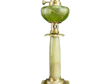 Vintage Franse art-nouveau tafellamp kerosine groen glas en onyx, geëlektrificeerd