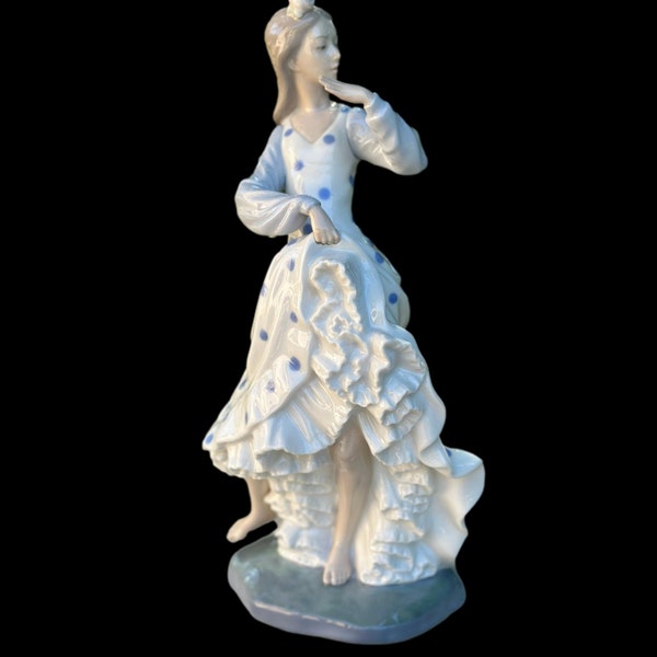 figurine en porcelaine espagnole vintage LLADRO NAO danseuse de Flammenco