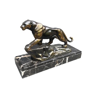 Art Deco Panther Sculpture, 1930s French Black Cougar Statue , Bronze Spelter & Marble, Jaguar Cat Figurine for Desk or Decor