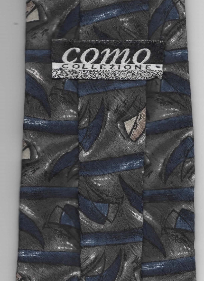 Made in the Dominican Republic. Men/'s Como Colletzione 100/% Silk 58 Inches Long Necktie 4 Inches Wide