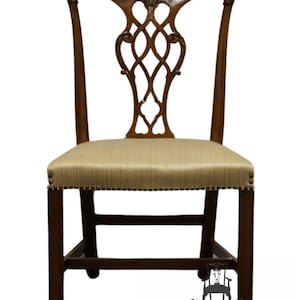 BAKER FURNITURE Solid Mahogany Traditional Chippendale Style Dining Side Chair