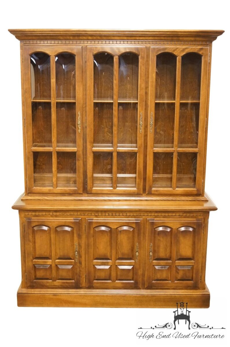 ETHAN ALLEN Classic Manor 56 Buffet w Lighted China Cabinet 15-6006 15-6008