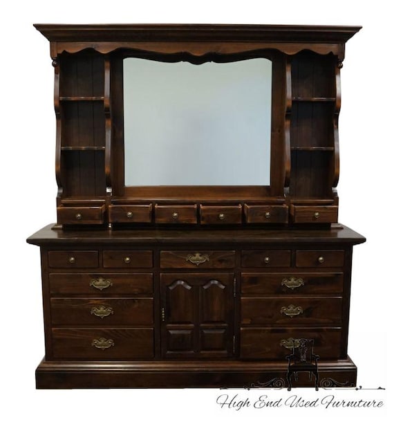 ETHAN ALLEN Antiqued Pine Old Tavern 72