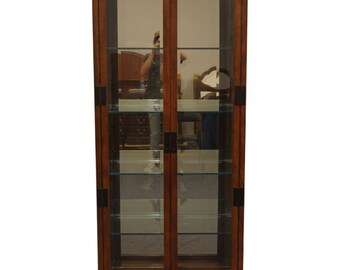 Henredon illuminated cabinet deals