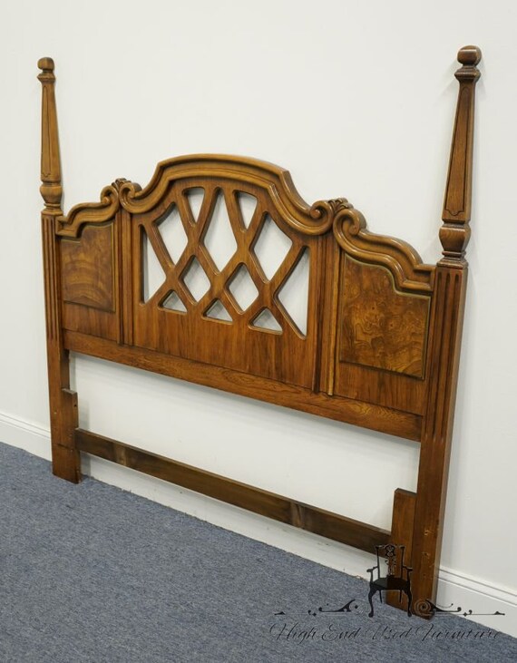 THOMASVILLE FURNITURE Libretto Collection Italian Provincial Queen