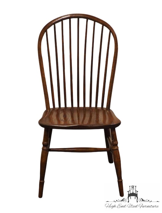 TOM SEELY Solid Oak Early American Bowback Windsor Style Dining