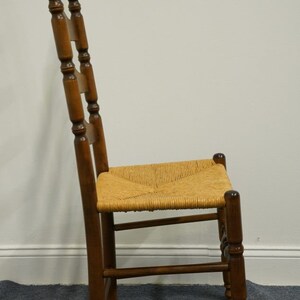 ETHAN ALLEN Heirloom Nutmeg Maple Colonial Early American Ladderback Rush Seat Dining Side Chair image 6